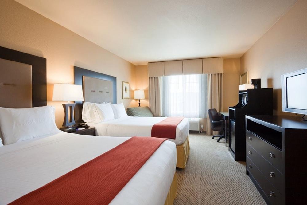Holiday Inn Express & Suites Bonham By Ihg Eksteriør billede