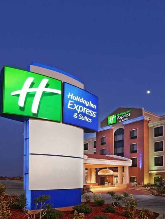 Holiday Inn Express & Suites Bonham By Ihg Eksteriør billede
